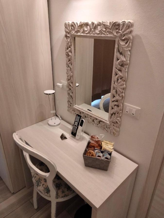ホテル Bed End Breakfast Mary'S Tower ボローニャ 部屋 写真