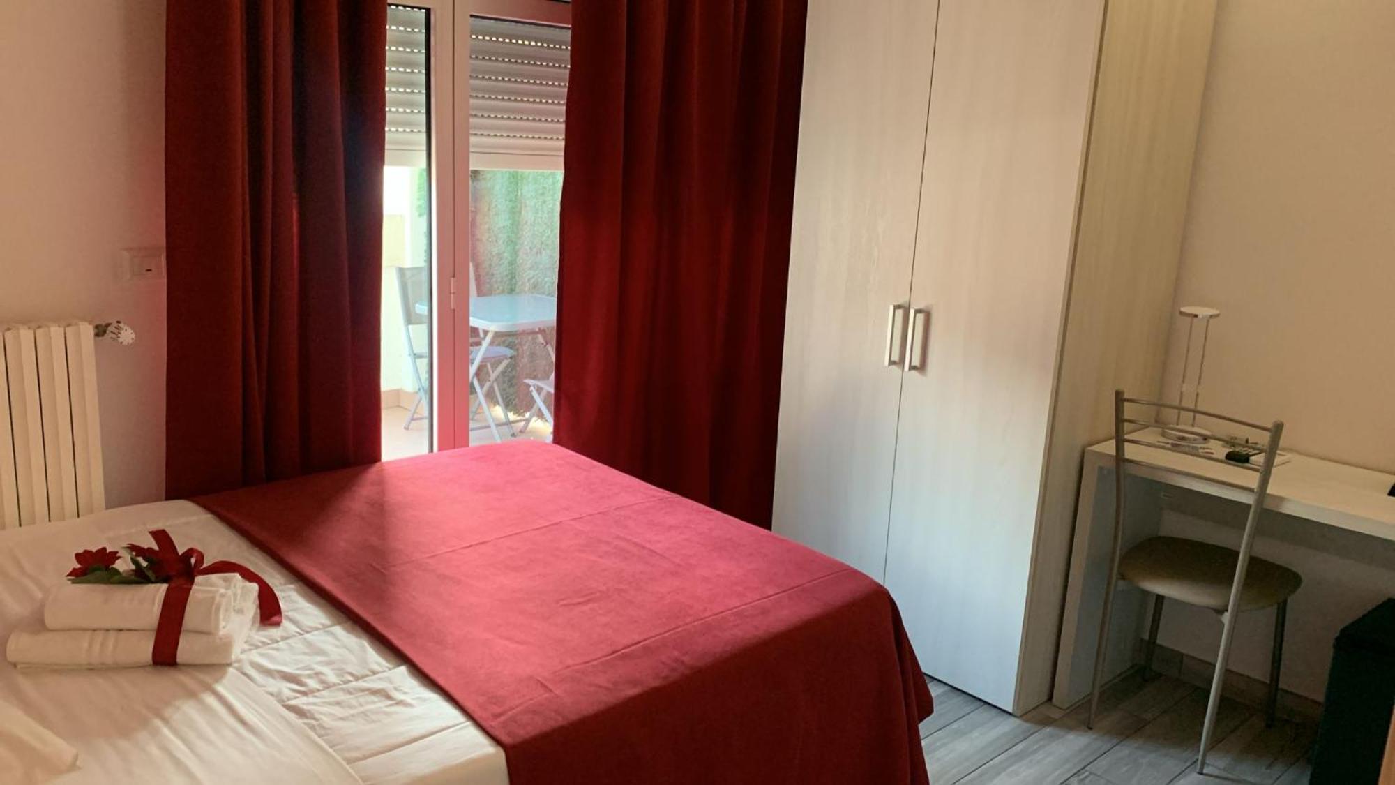 ホテル Bed End Breakfast Mary'S Tower ボローニャ エクステリア 写真