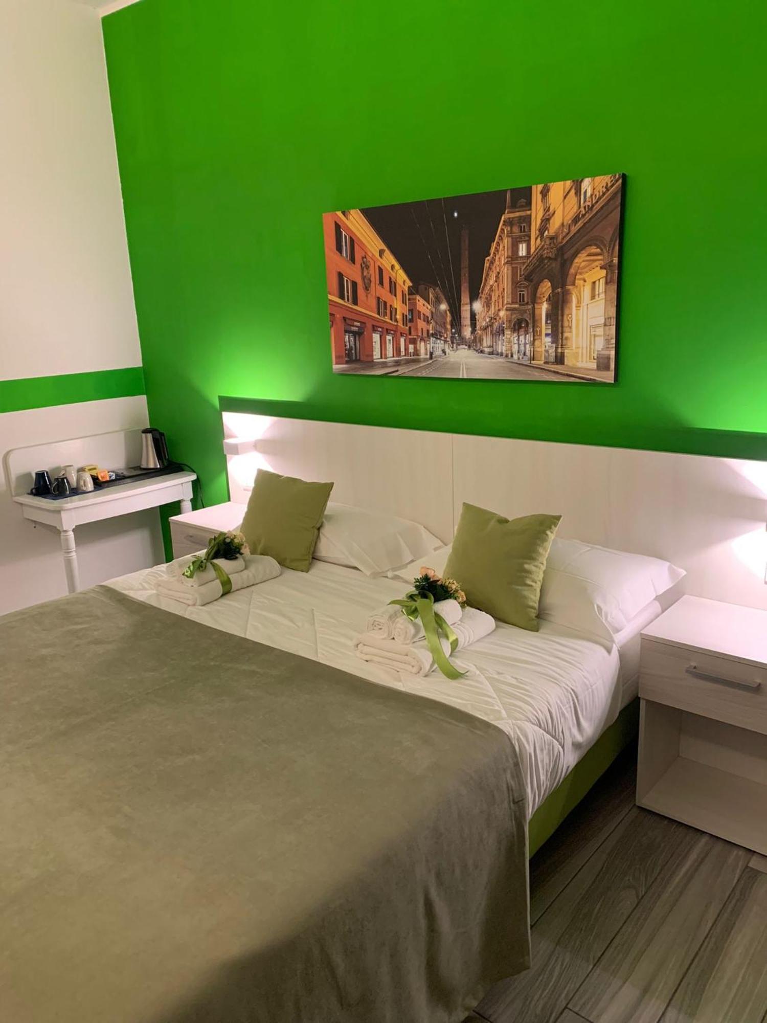 ホテル Bed End Breakfast Mary'S Tower ボローニャ エクステリア 写真