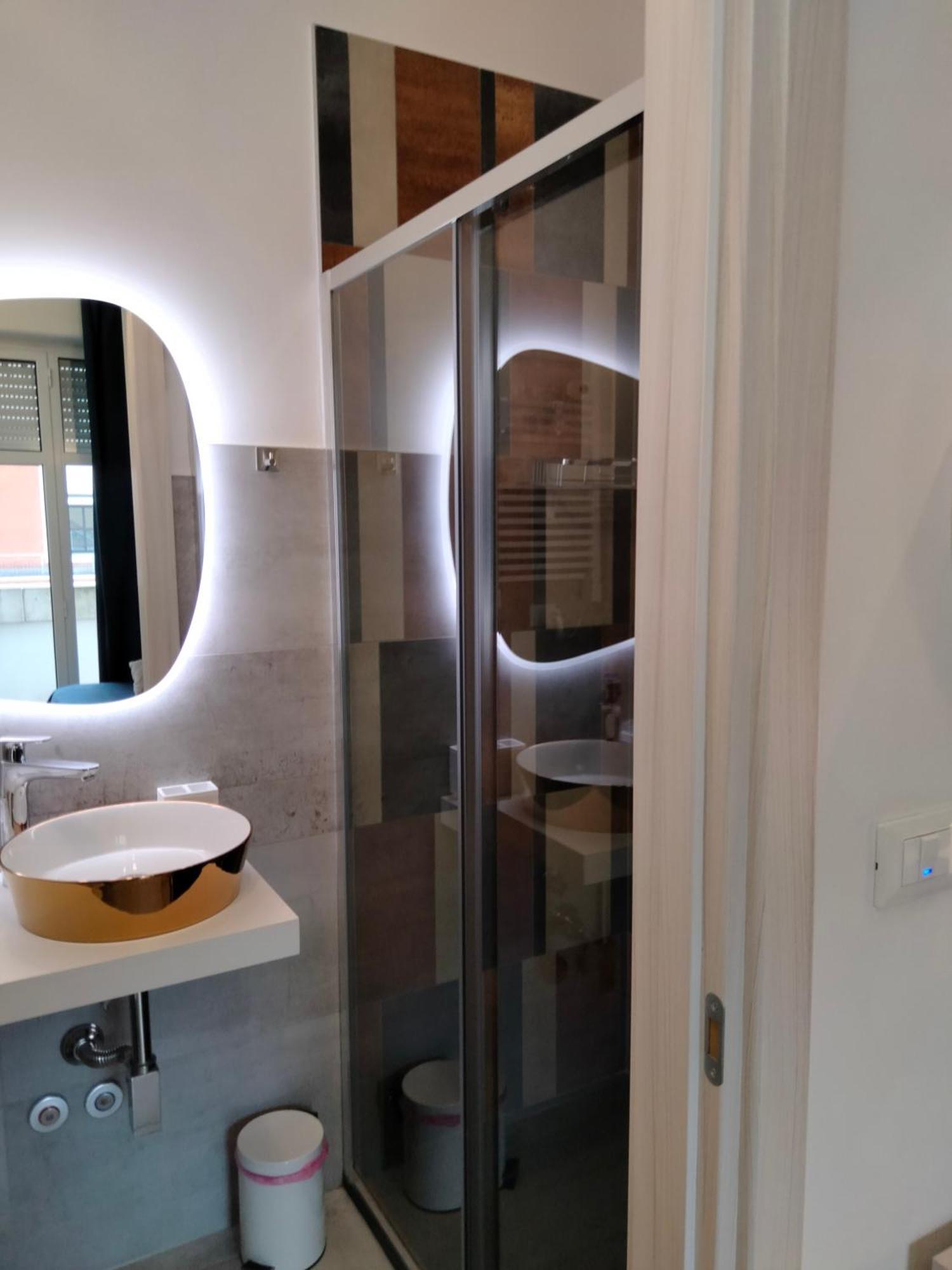 ホテル Bed End Breakfast Mary'S Tower ボローニャ 部屋 写真