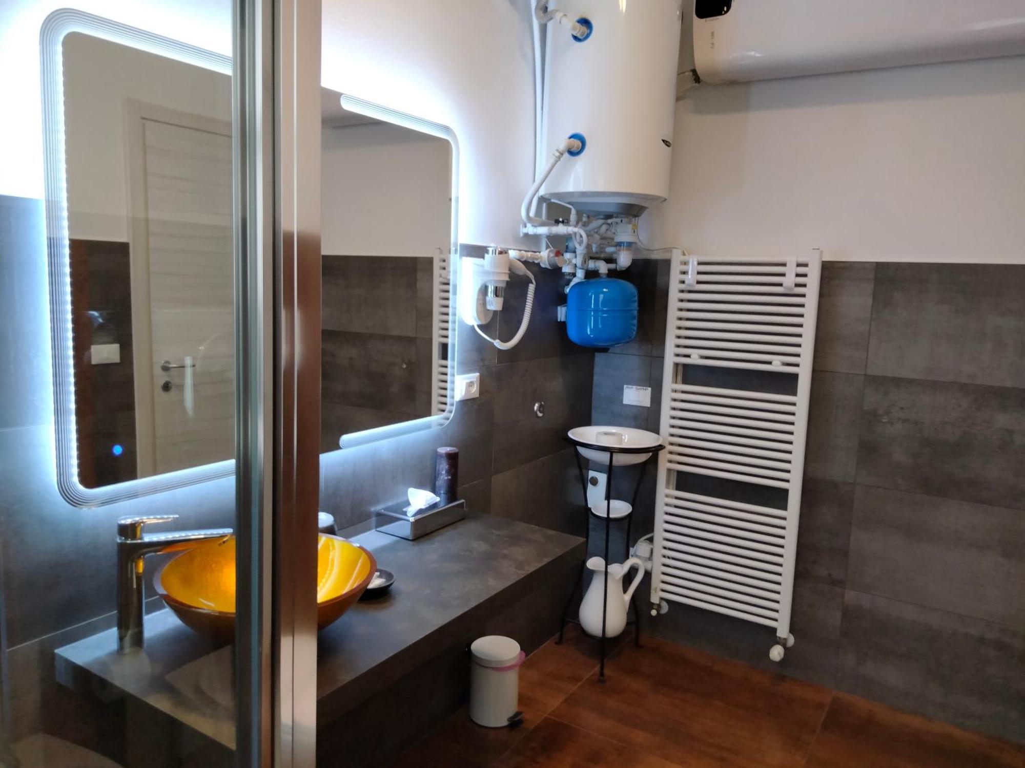 ホテル Bed End Breakfast Mary'S Tower ボローニャ 部屋 写真